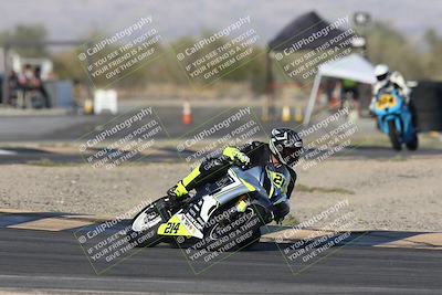 media/Nov-02-2025-CVMA (Sun) [[337aff29ab]]/Race 17-Amateur Supersport Middleweight/